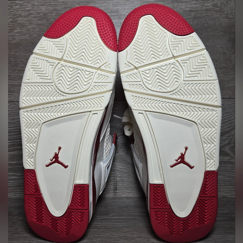 Nike Air Jordan 4 Valentine’s Day Mens 12.5 / Womens 14 New In Box